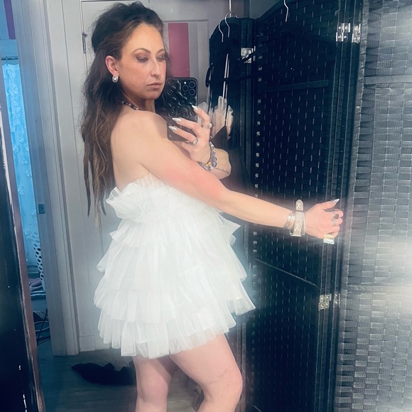 Untamed Petals Millie Mini Gown Tulle Strapless Party Dress Sz Small NWT - Picture 4 of 9